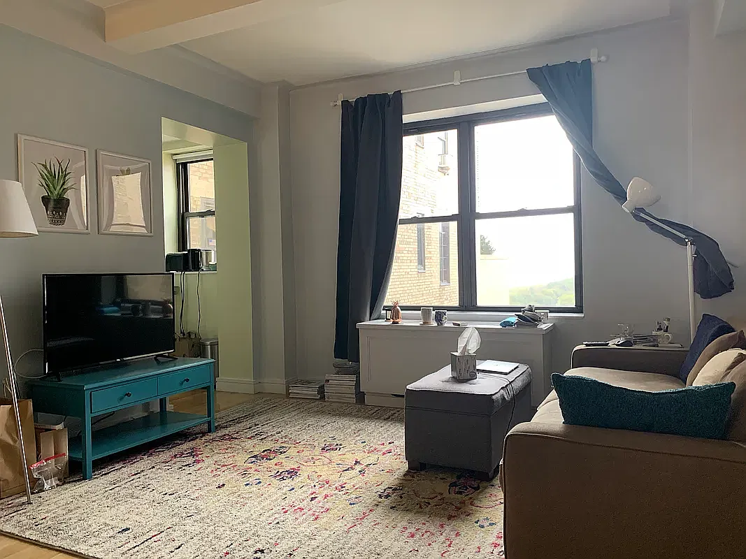 230 Riverside Drive — Photo 2