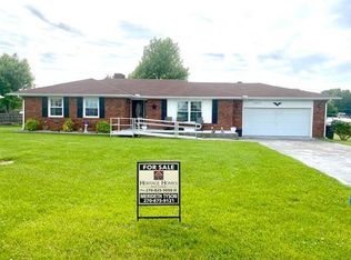 1825 Tartan Dr, Madisonville, KY 42431