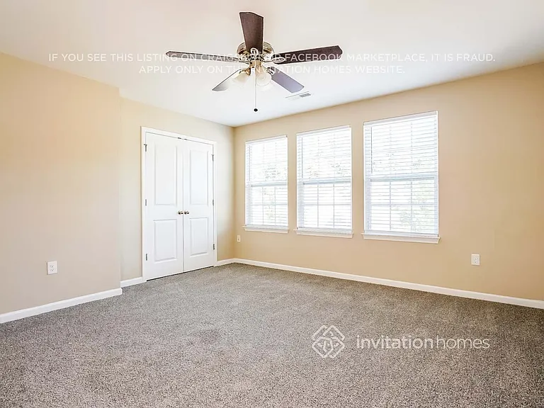 6105 Watsonia Dr — Photo 15
