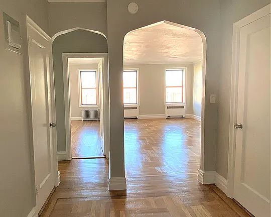 4th image of 55 E 208th St APT 4F