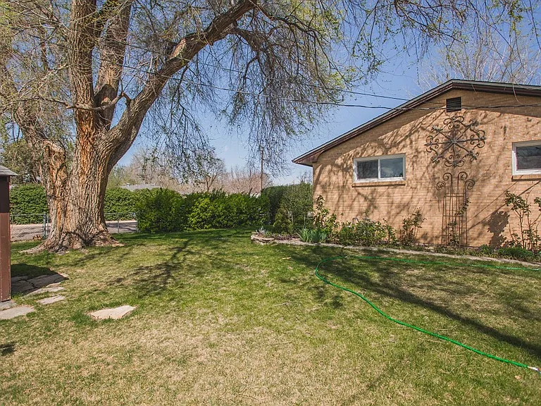 1151 Grant St — Photo 15