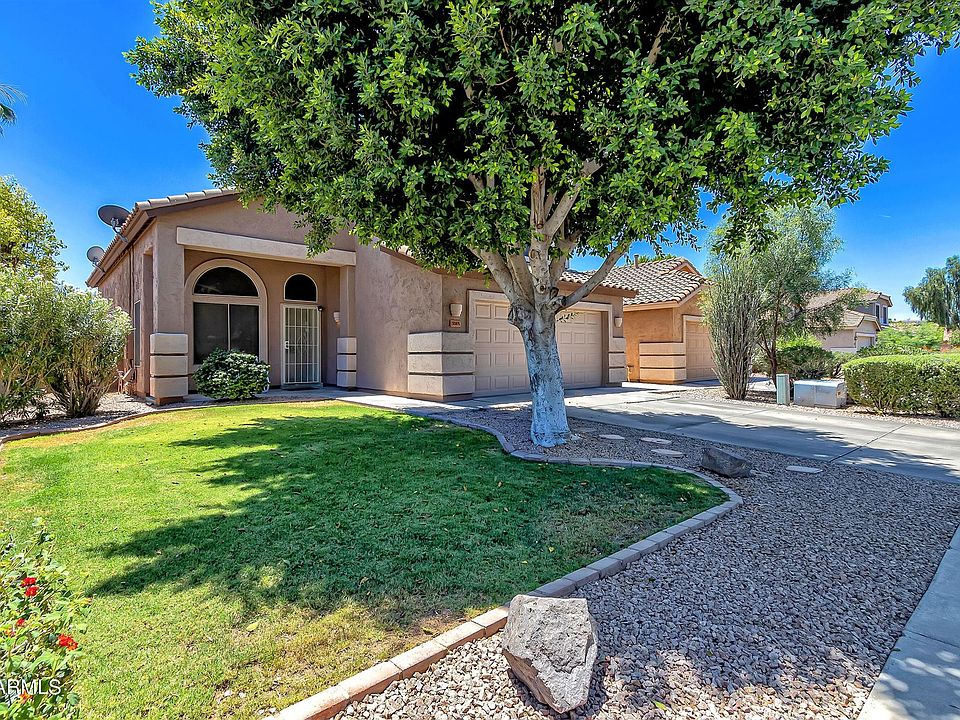 1st image of 3165 E Desert Ln