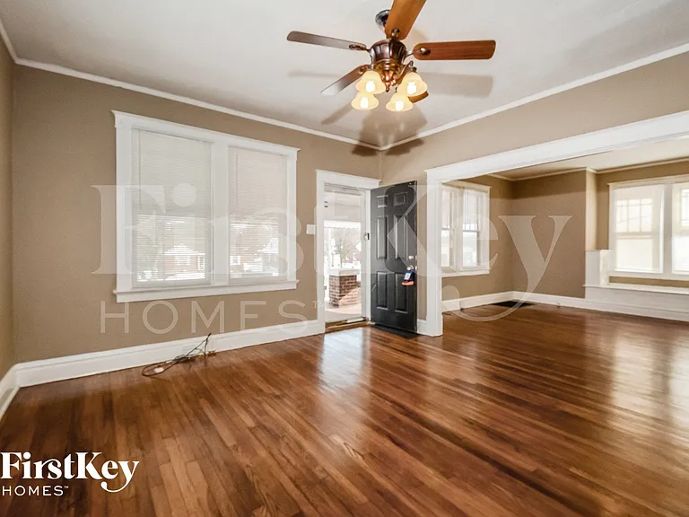 1455 S New Florissant Rd — Photo 4