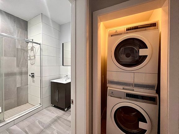 3rd image of 145 Bleecker St APT 3F