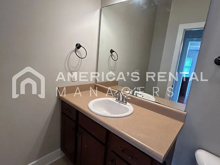300 Oakwell Cir — Photo 19
