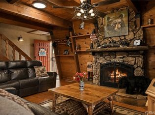 24244 Altdorf Dr, Crestline, CA 92325
