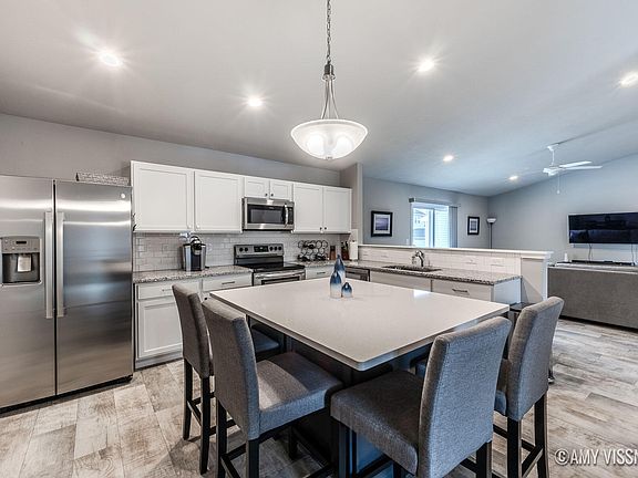 5th image of 5256 Seawall Ct