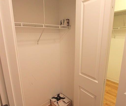 3rd image of 625 W Wrightwood Ave APT 505