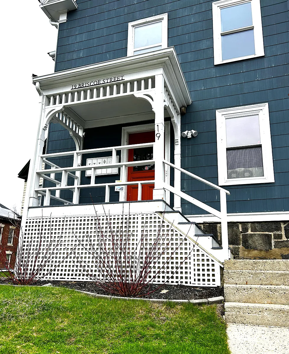 Building Photo - 19 Briscoe St #1R