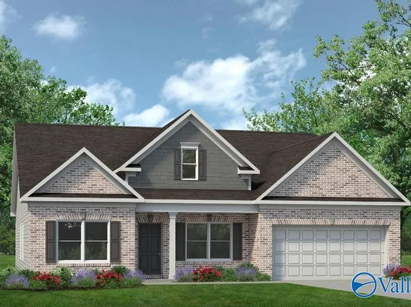 214 School House Dr, Decatur, AL 35603