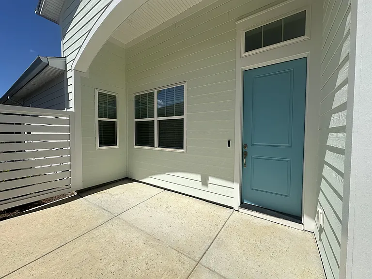 1553 Good Life Way — Photo 2