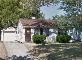 632 Harrison St, Elgin, IL 60120