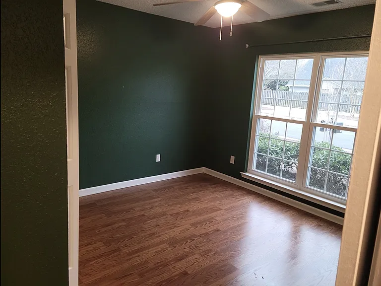 401 Redington Way — Photo 7