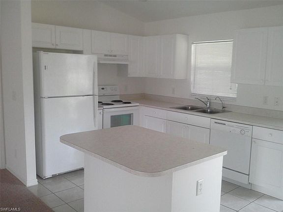 4th image of 1407 W 10th St