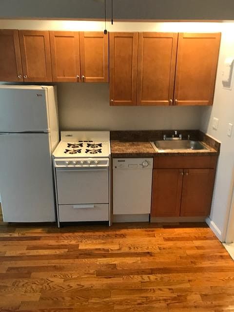 1st image of 335 E 33rd St APT 5A