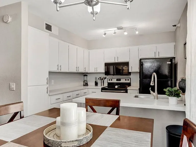 8020 E Thomas Rd #108 — Photo 5