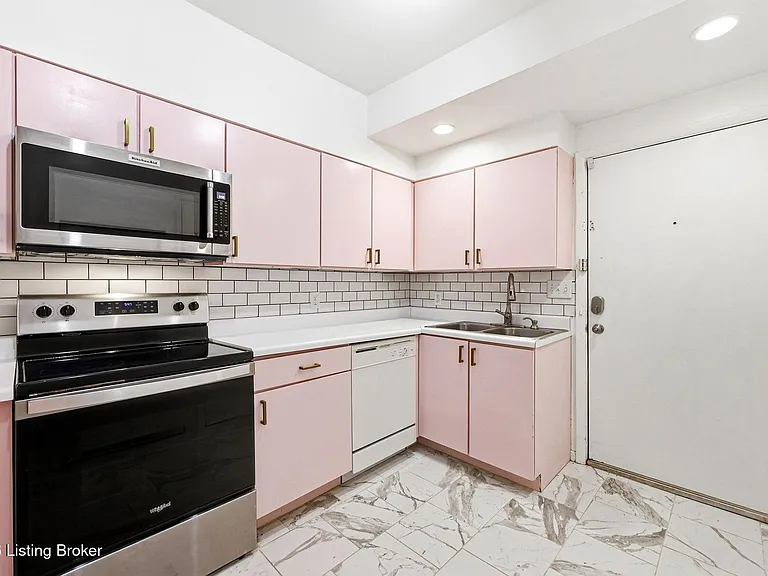 2745 Grinstead Dr #103 — Photo 20