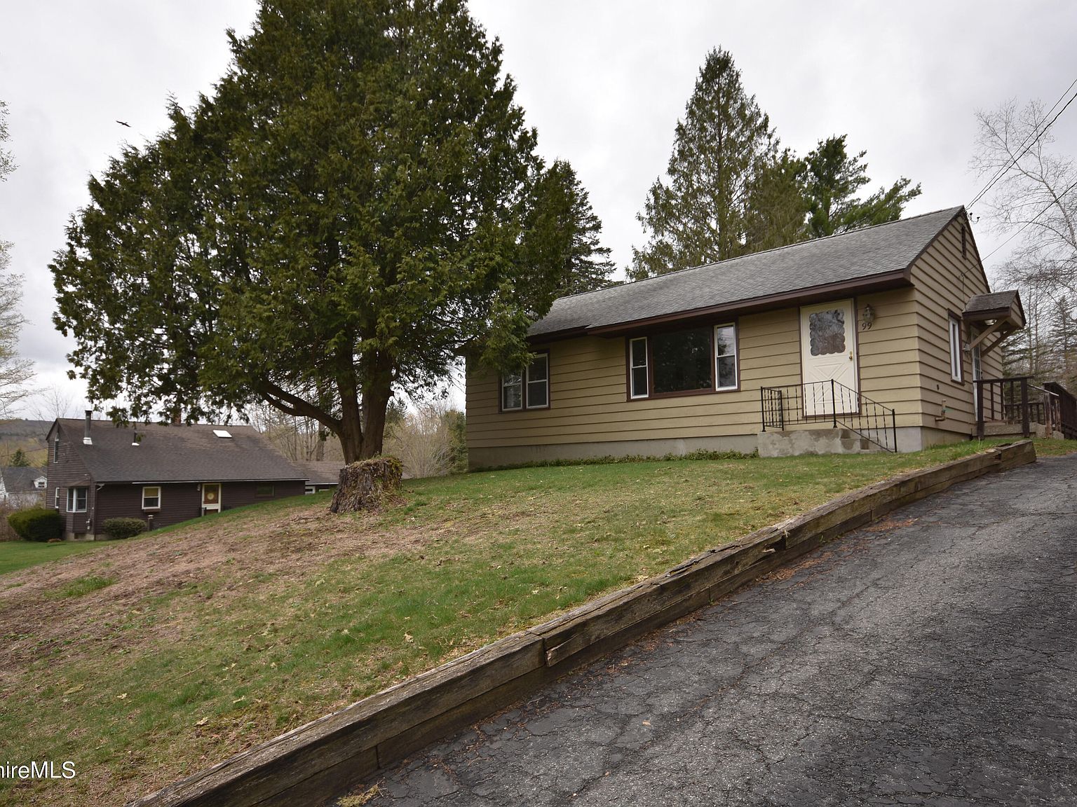 99 Plunkett Ave, Hinsdale, MA 01235 Zillow