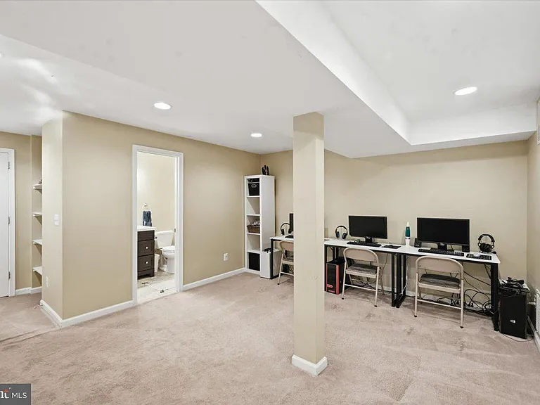 42631 Harris St — Photo 38