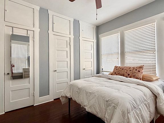 3rd image of 1328 Lincoln Ave