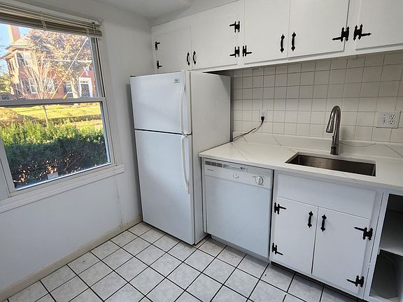 3rd image of 342 Fairmont Ave #10606975