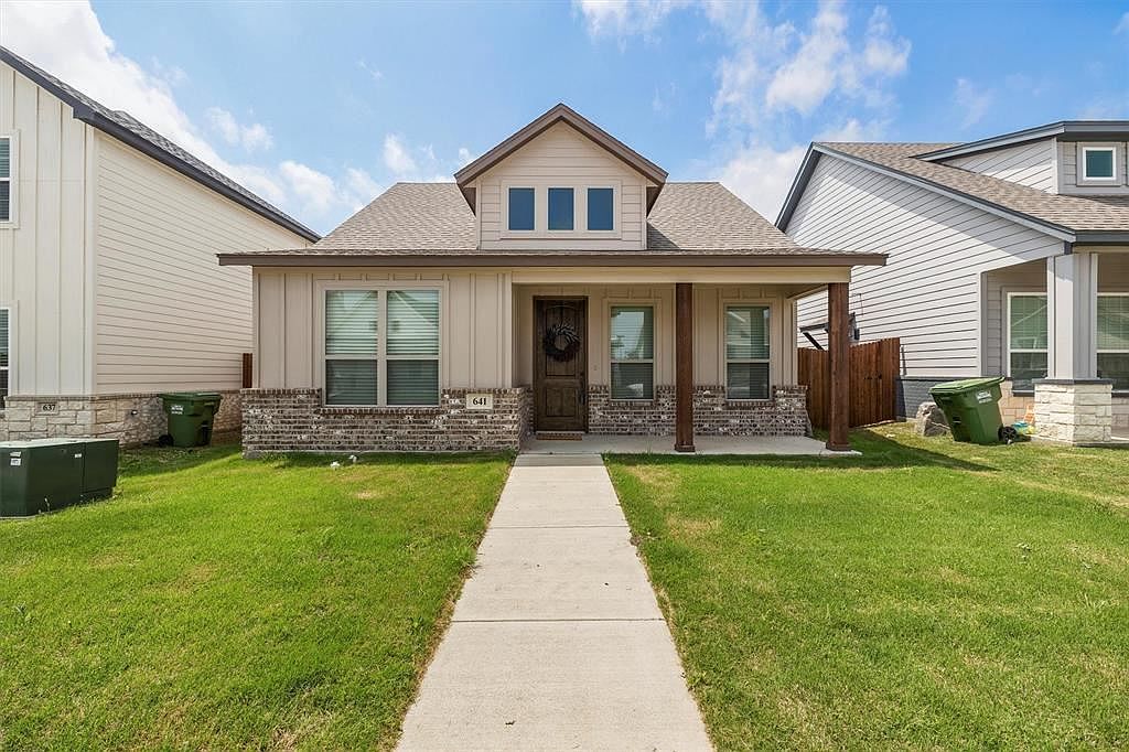 641 The Cottages Dr, Godley, TX 76044 MLS 20593803 Zillow