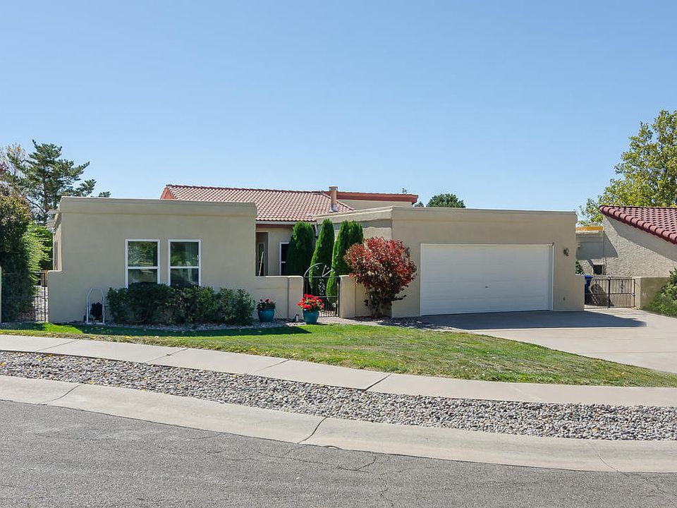 1st image of 13412 Pinnacle View Pl NE