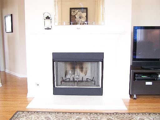 5th image of 15808 Cove Cir