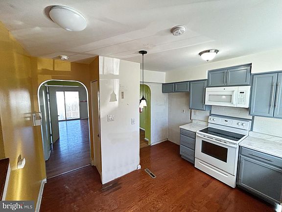 5th image of 54 Garrison Ridge Ct