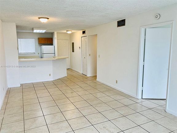 3rd image of 8750 N Sherman Cir APT 407