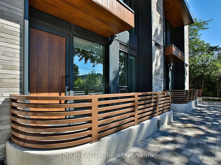 36 Olive Ave #Townhouse 103 — Photo 24