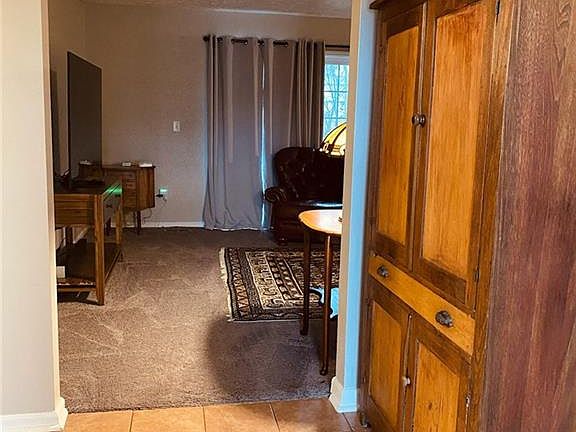 4th image of 3908 Cozycroft Dr