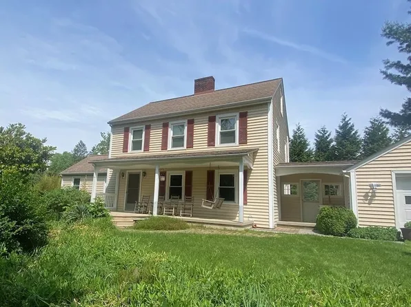 704 Toms Creek Rd, Blacksburg, VA 24060