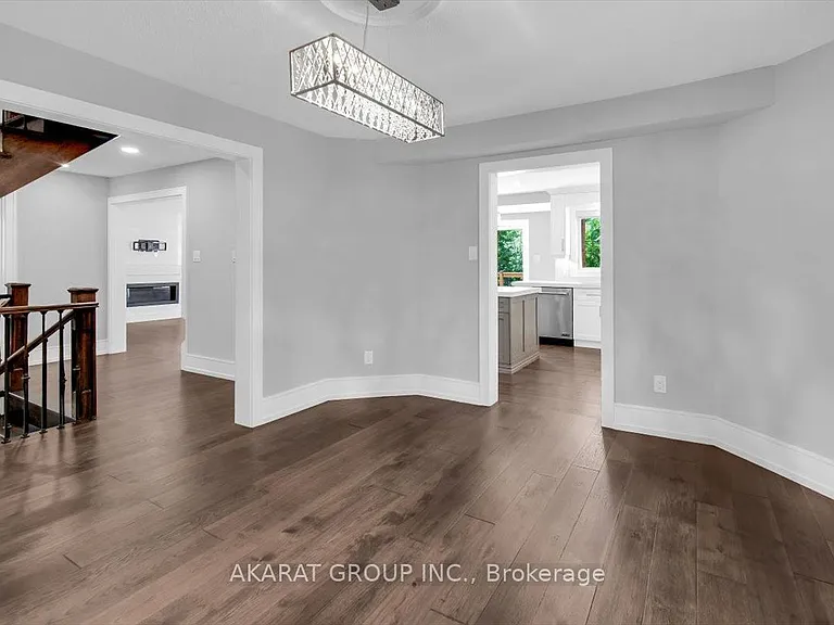 1274 Kings College Dr — Photo 18