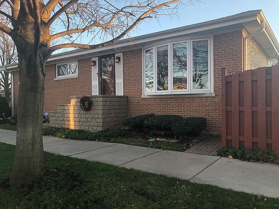 1st image of 4856 N Nordica Ave