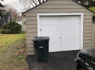 1726 Hollywood St NE, Warren, OH
