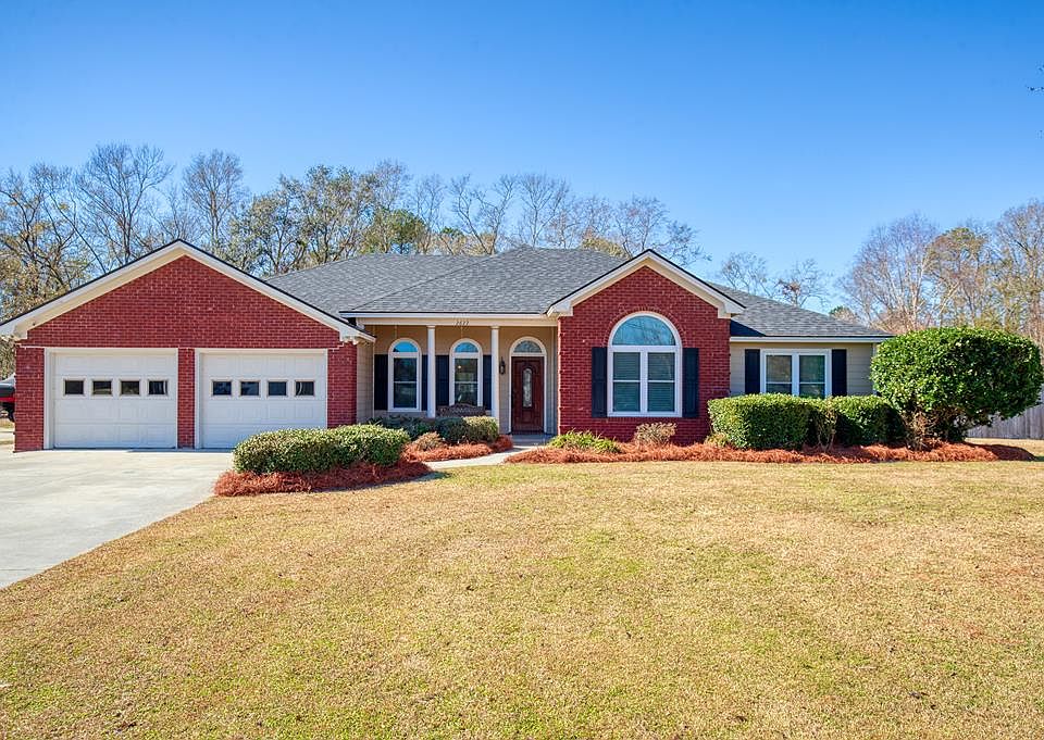 1st image of 2622 Carmon Dr