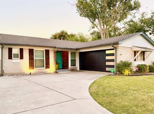 722 Pinehurst Dr, Richardson, TX