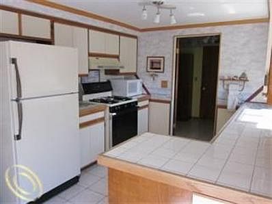 4th image of 5371 Robinwood Dr