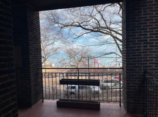 7522 N Eastlake Ter #2S, Chicago, IL 60626