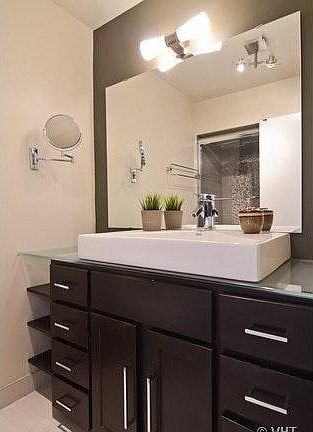 4th image of 230 E Ontario St APT 2604