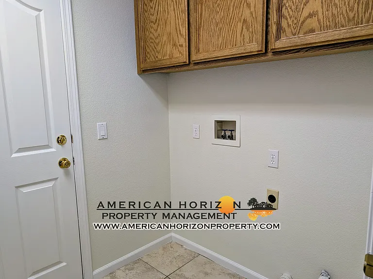 3332 Chapelle Dr — Photo 16