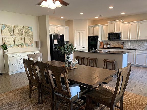 5th image of 2257 N Park Meadows Dr