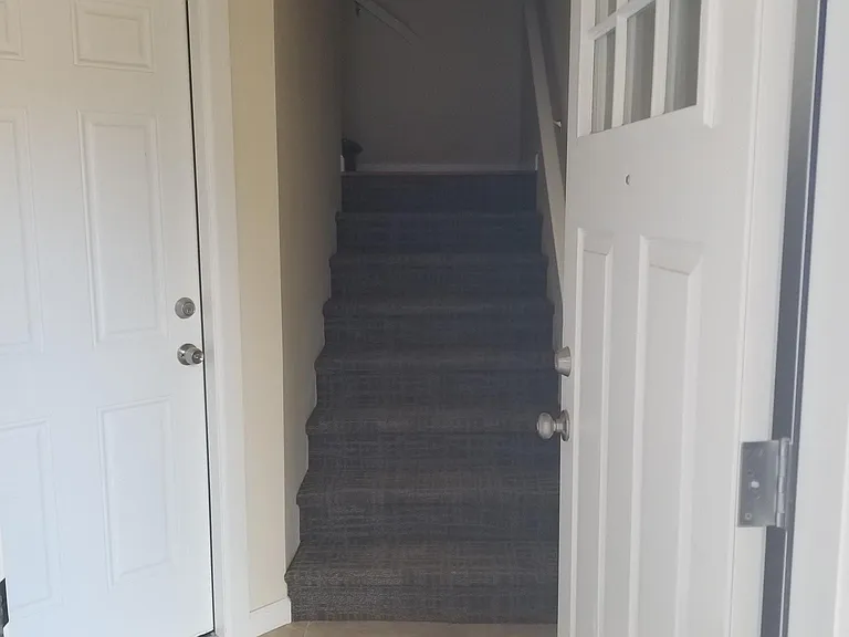5728 Roosevelt Way NE — Photo 10