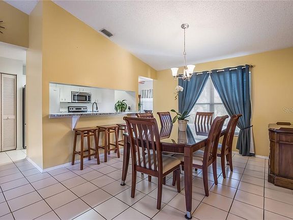 2nd image of 2121 Seward Dr