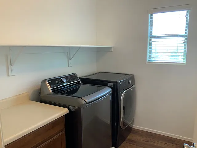 3416 E Gary Way — Photo 33
