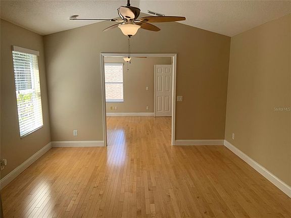 2nd image of 4527 Riverton Dr