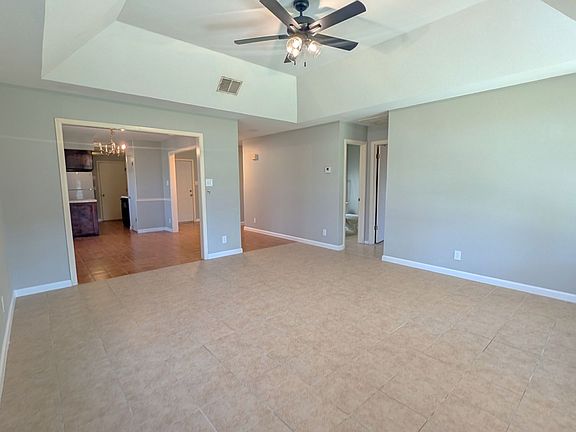 3rd image of 5810 & 5812 Masters Blvd #5810