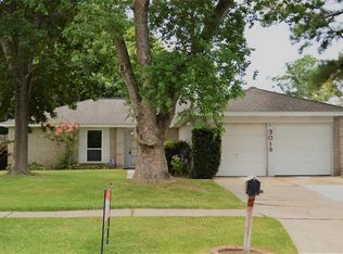 3019 Early Turn Dr, Webster, TX 77598