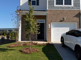 1904 Bluejay Ln, Boiling Springs, SC 29316